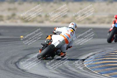 media/Dec-01-2025-Moto Forza (Mon) [[2daa91e15f]]/1-Advanced Group/Session 2 Turn 11 Backside/
